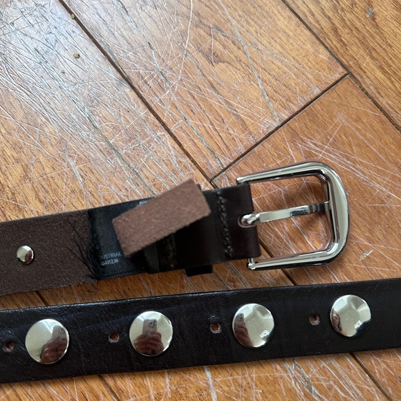 Massimo Dutti Studded Leather Napa Belt - Picture 3 of 4